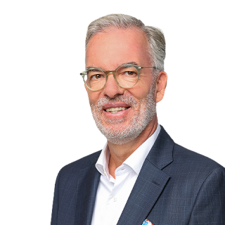 Portraitbild von Dirk Nawe