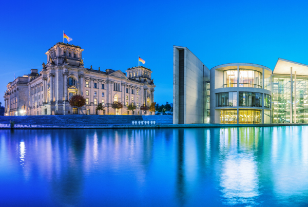 Koalition: Pläne für den Finanzsektor: Reichstag und Kanzleramt im Fokus